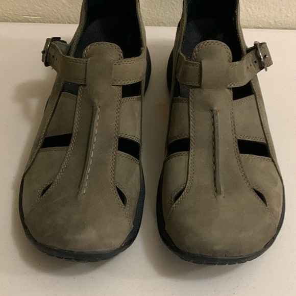 Eastland Suede Leather Fisherman Sandals Army Green Women’s Size 10 M - Picture 2 of 9